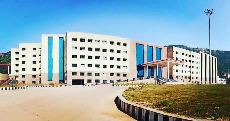 Late Shri Lakhi Ram Agrawal Memorial Government Medical College
