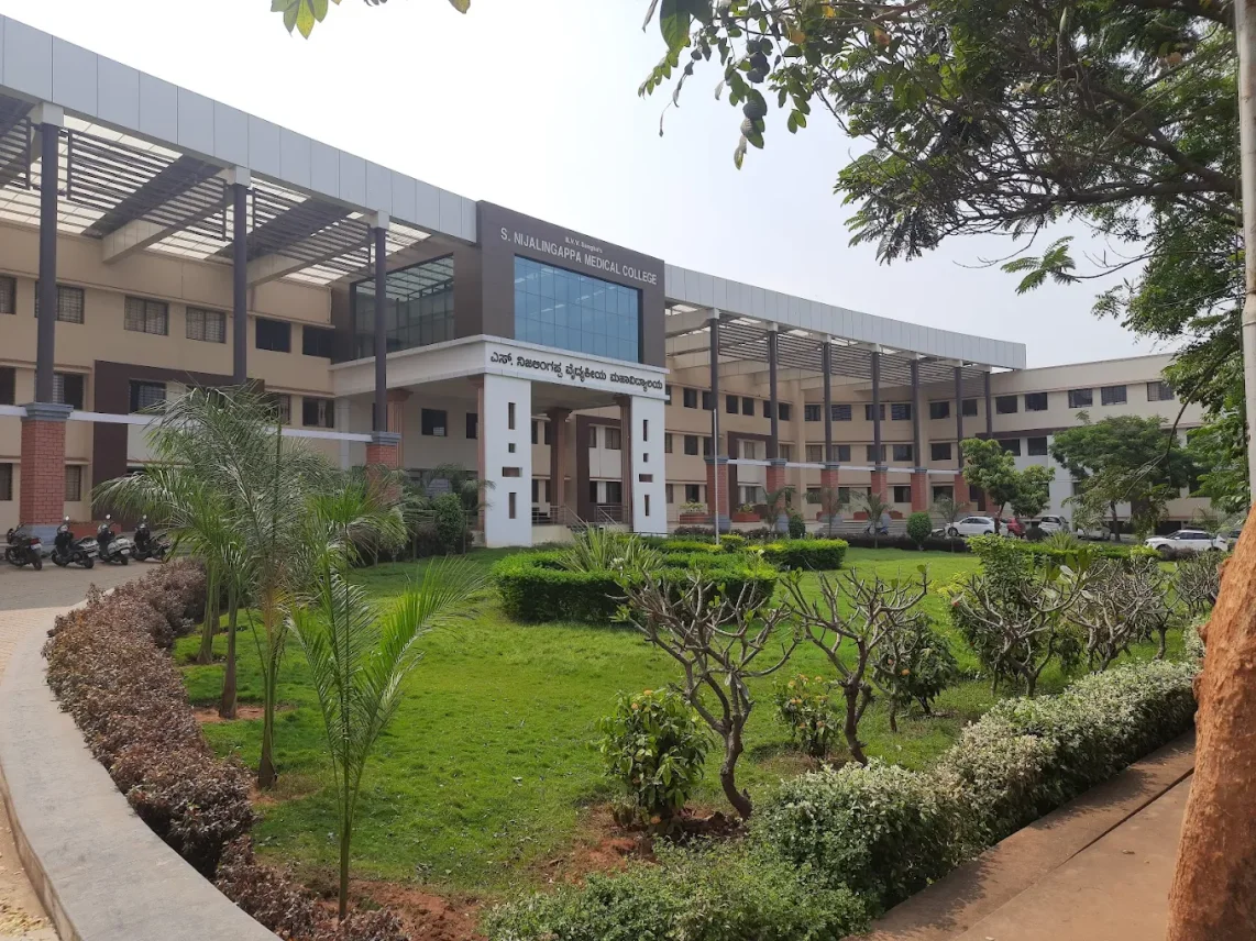 S S Institute of Medical Sciences & Research Centre