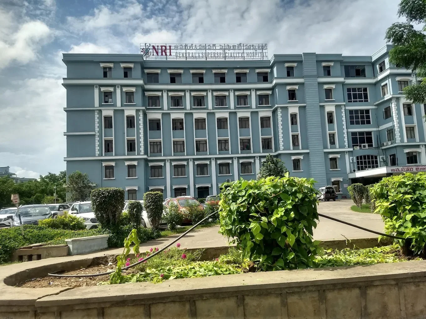 NRI Medical College